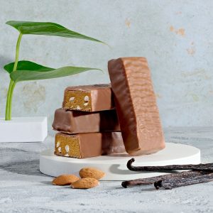 Herbalife-Proteinova-tycinka-vanilka-mandle-sku-3968-rozbalene